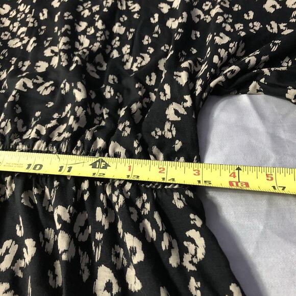 Garnet Hill Cheetah Print Wrap Dress Size Large Black Long Flowy Layered V-Neck - Picture 6 of 15